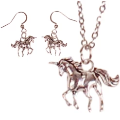 Set - Ketting 55cm RVS - Oorbellen Zilverkleurig - Hangertjes Eenhoorn Zilverkleurig 1,5cm